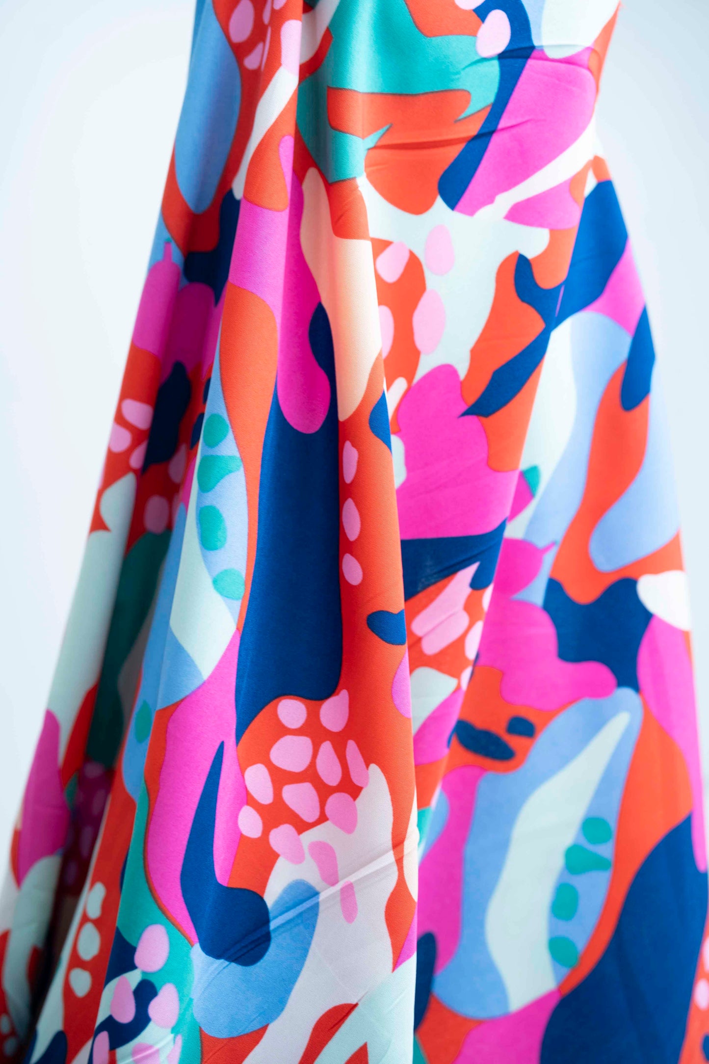 Abstract Organic Print Rayon Challis – Multicolor