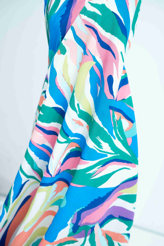 Abstract Wavy Print Rayon Challis Fabric by the Yard – Multicolor